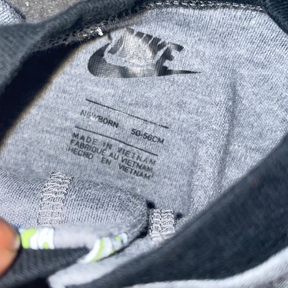 Newborn Nike Sleeper - Picture 3 of 3